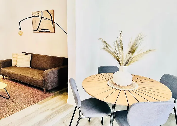 Canaryislandshost * Пуэрто дель Кармен