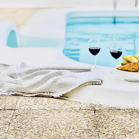 Canaryislandshost * بويرتو ذيل كارمين