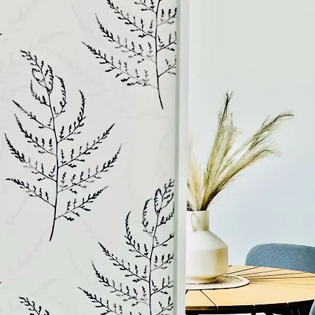 Canaryislandshost فندق *